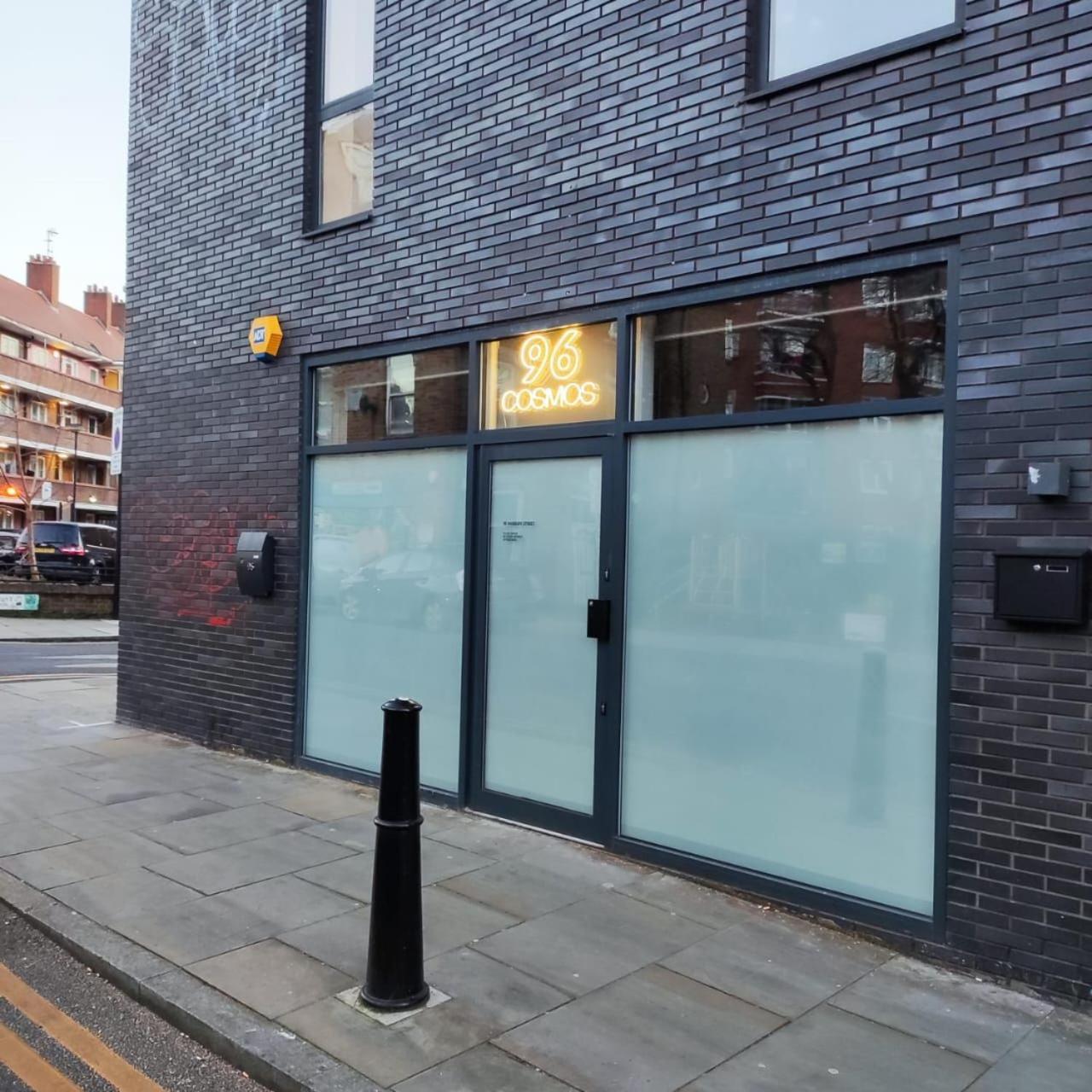 Cosmos Capsule Coworking London Hotel Luaran gambar